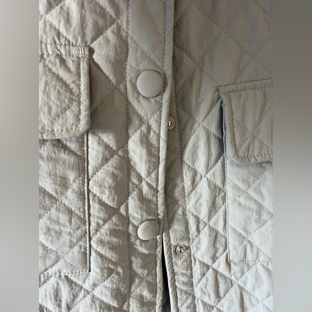 Quilted Shacket - Picture 2 of 3